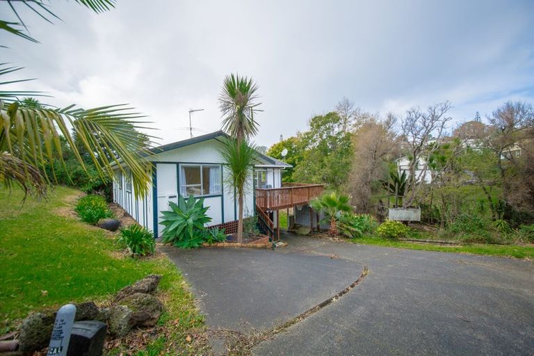 Photo of property in 19a Sunburst Lane, Torbay, Auckland, 0630