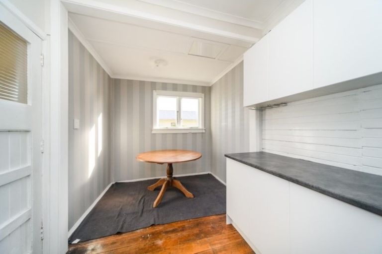 Photo of property in 22 Ngaio Street, West End, Palmerston North, 4412