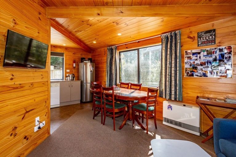 Photo of property in 5 Tussock Way, Ohakune, 4625