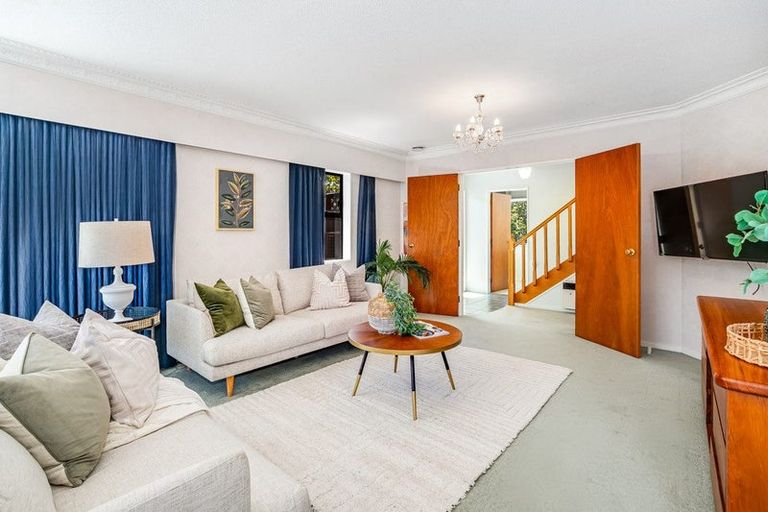 Photo of property in 75 Totara Crescent, Woburn, Lower Hutt, 5011