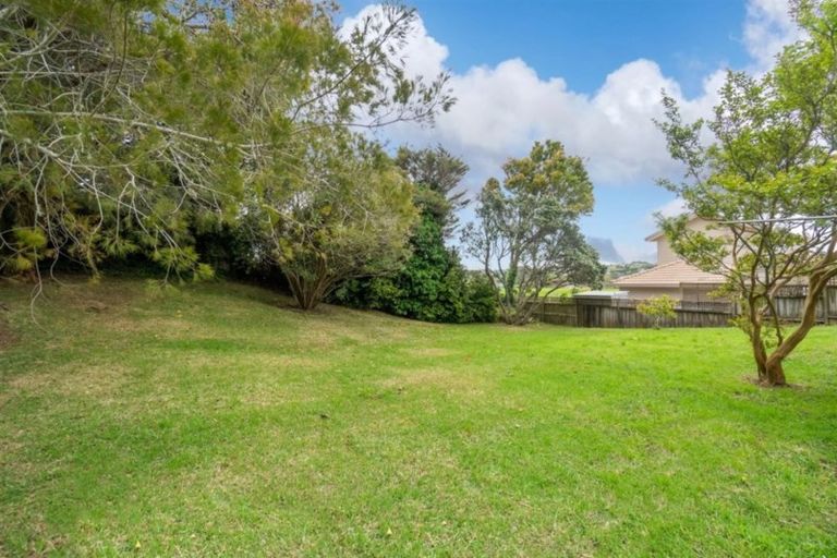 Photo of property in 2/40a Blakeborough Drive, Forrest Hill, Auckland, 0620