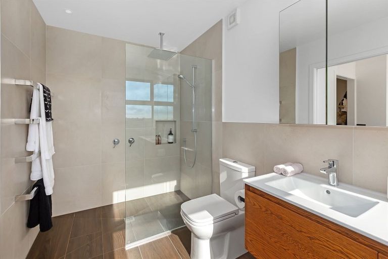 Photo of property in 89 Endeavour Drive, Whitby, Porirua, 5024