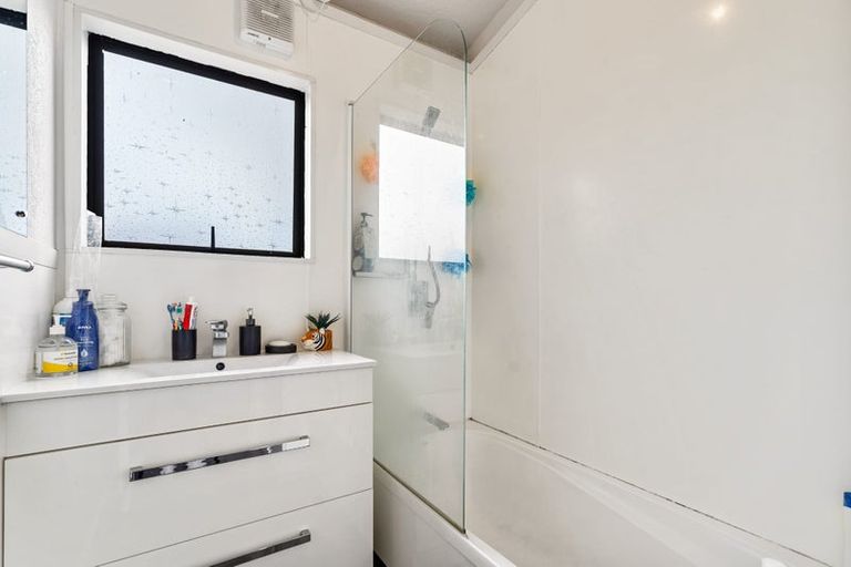 Photo of property in 16 Denby Crescent, Tikipunga, Whangarei, 0112