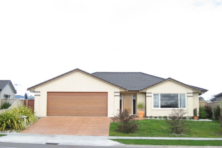 Photo of property in 14 Russell Robertson Drive, Havelock North, 4130