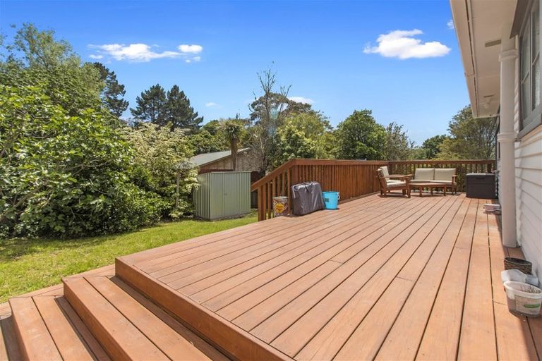 Photo of property in 6 Woodside Road, Massey, Auckland, 0614