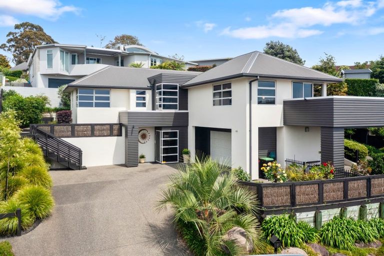 Photo of property in 37 Contour Avenue, Pyes Pa, Tauranga, 3112