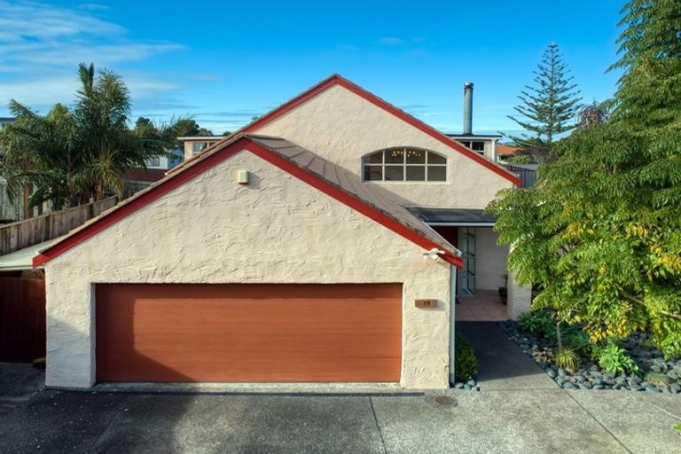 Photo of property in 79 Royal Road, Massey, Auckland, 0614