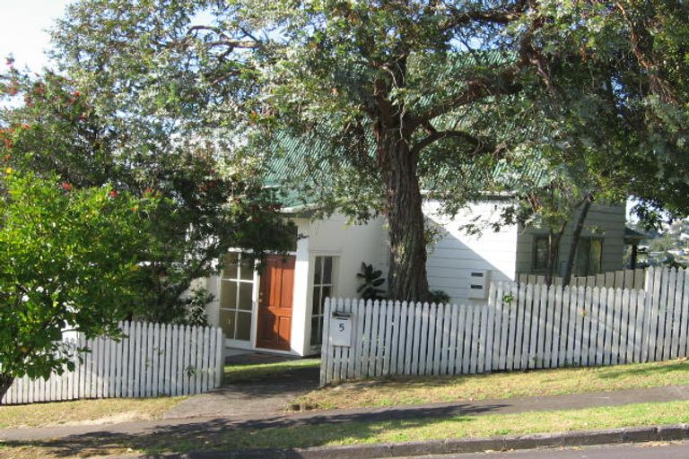 Photo of property in 5 Fallow Street, Browns Bay, Auckland, 0630