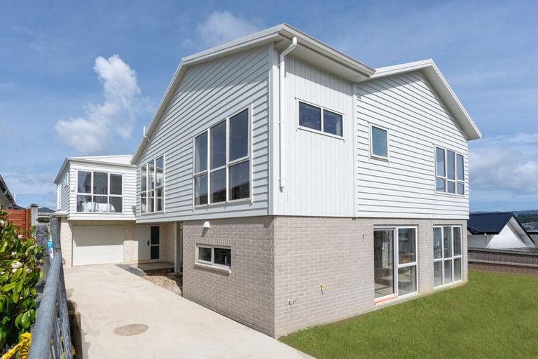 Photo of property in 6b Kaimai Avenue, Massey, 0614