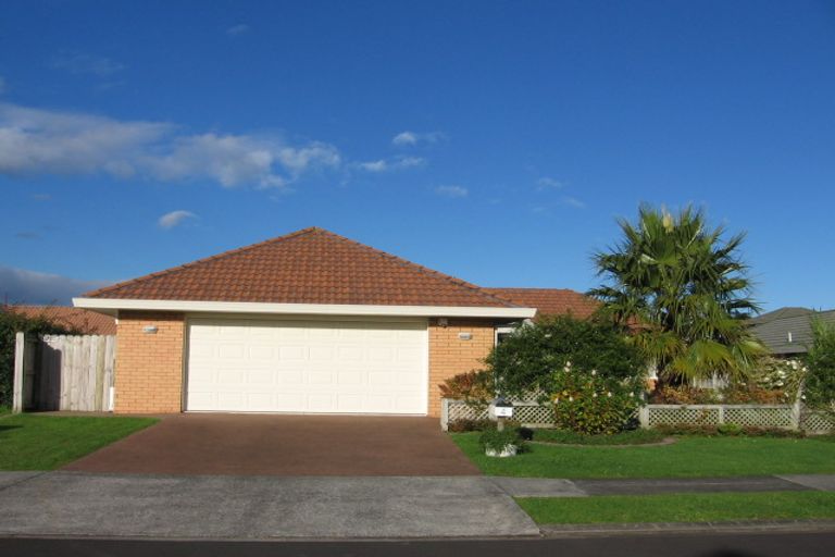 Photo of property in 4 Castlemaine Close, Dannemora, Auckland, 2016