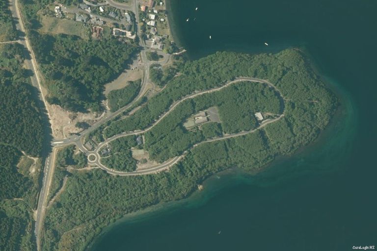 Photo of property in 54 Parawera Drive, Acacia Bay, Taupo, 3330