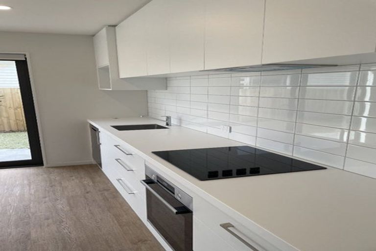 Photo of property in 2/112 Burke Street, Sydenham, Christchurch, 8023