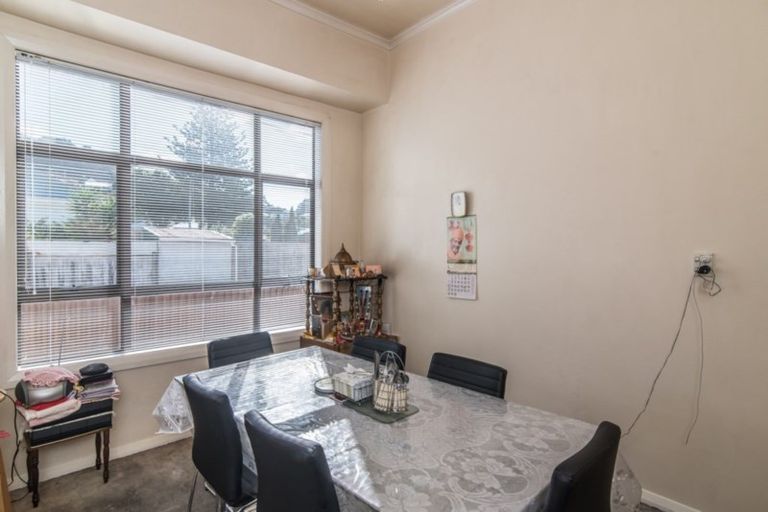 Photo of property in 104 Kilbirnie Crescent, Kilbirnie, Wellington, 6022