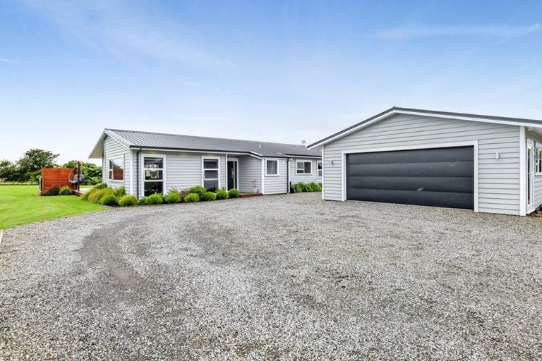 Photo of property in 1253 Upland Road, Egmont Village, Inglewood, 4386