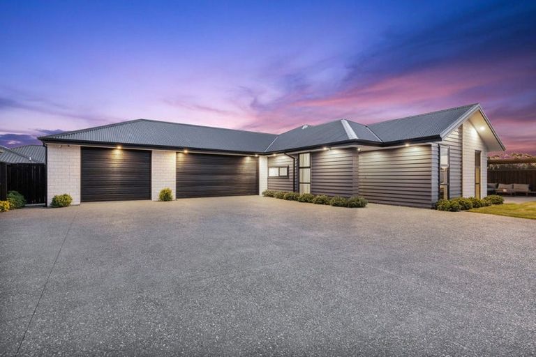 Photo of property in 147 Johns Road, Rangiora, 7400