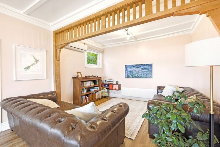 Photo of property in 8 Dudley Road, Lyttelton, 8082