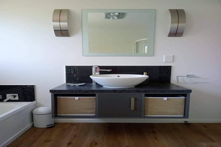 Photo of property in 12a Leisure Lane, Ligar Bay, Takaka, 7183