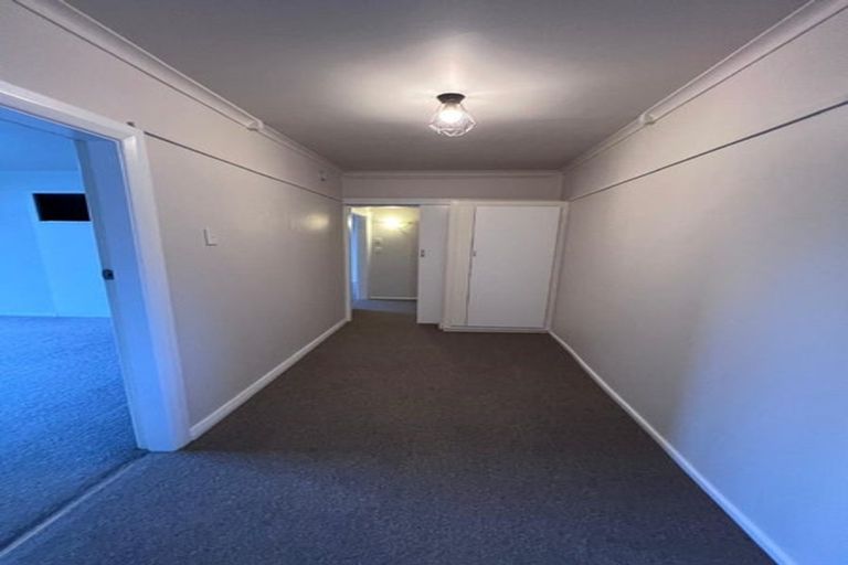 Photo of property in 84 Kaikorai Valley Road, Glenross, Dunedin, 9011