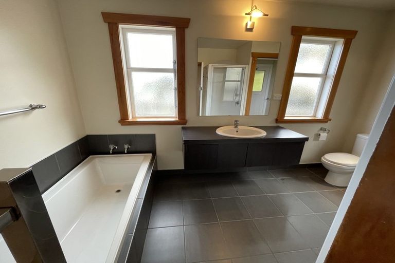 Photo of property in 90 Ironside Road, Johnsonville, Wellington, 6037