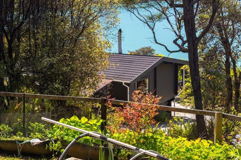 Photo of property in 540 Moetapu Bay Road, Moetapu Bay, Picton, 7282