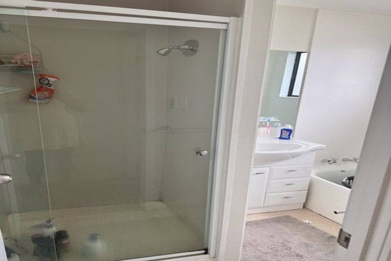 Photo of property in 16 Belinda Avenue, Flat Bush, Auckland, 2023