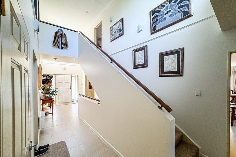 Photo of property in 2/3 Oban Road, Browns Bay, Auckland, 0630