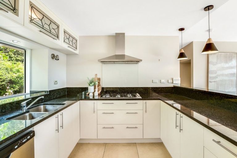 Photo of property in 30c Huntsbury Avenue, Huntsbury, Christchurch, 8022