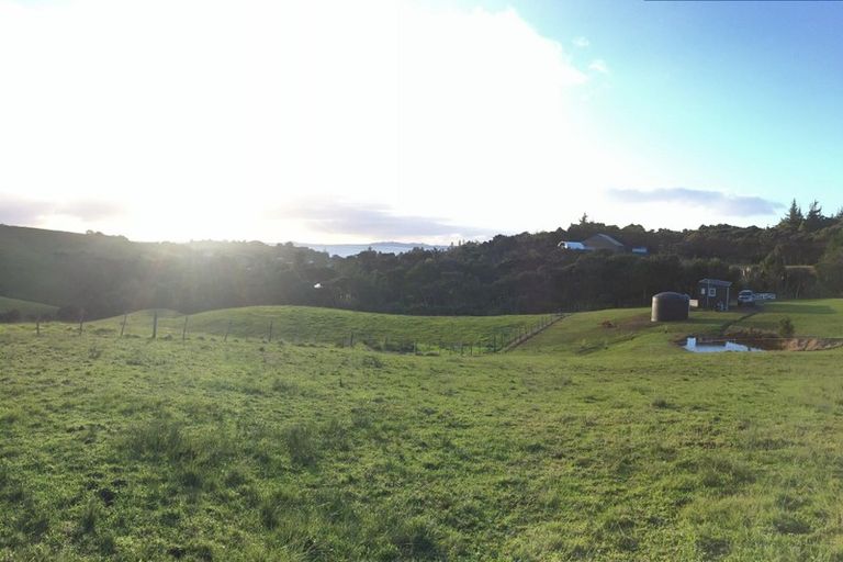 Photo of property in 211c Cable Bay Block Road, Cable Bay, 0420