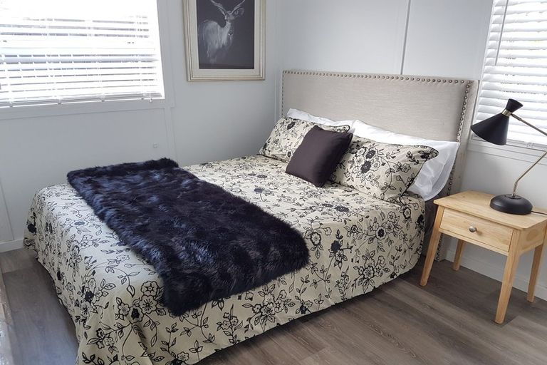 Photo of property in 153 Howard Road, Orere Point, Papakura, 2585