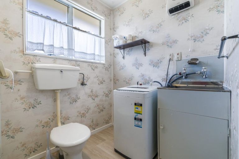 Photo of property in 251b Park Street, Winton, 9720