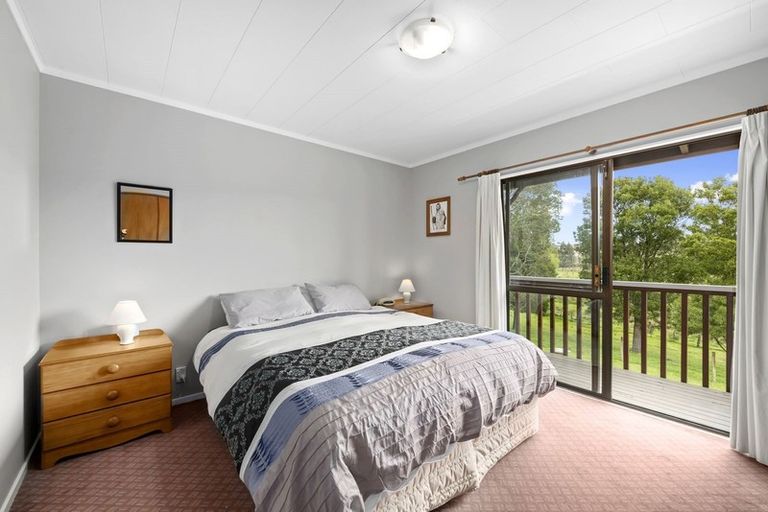 Photo of property in 15 Ashton Warner Way, Whitemans Valley, Upper Hutt, 5371