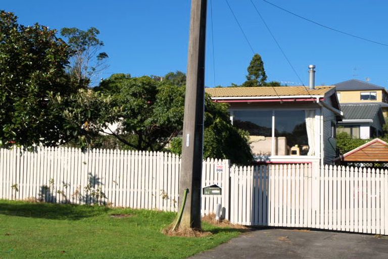 Photo of property in 1/52 Gibraltar Street, Howick, Auckland, 2014