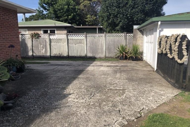 Photo of property in 9 Island View Road, Western Heights, Rotorua, 3015