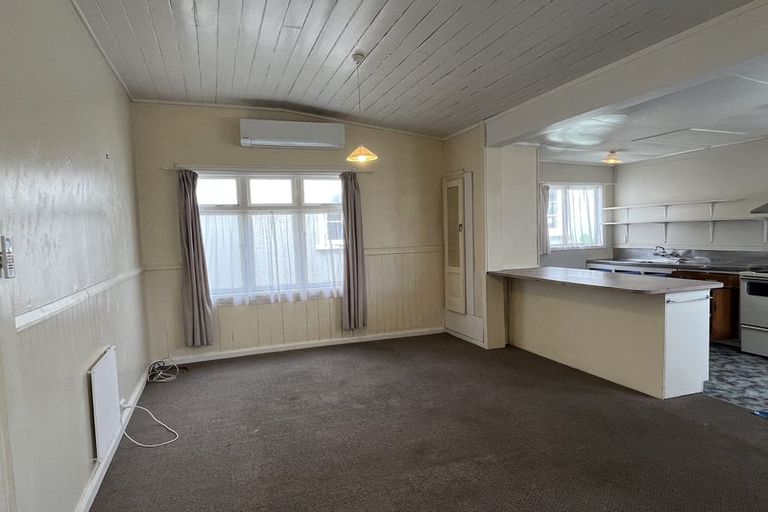 Photo of property in 12 Joseph Street, West End, Palmerston North, 4412