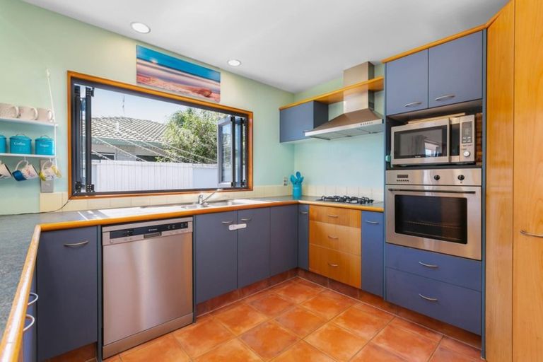 Photo of property in 5 Dune Avenue, Papamoa Beach, Papamoa, 3118