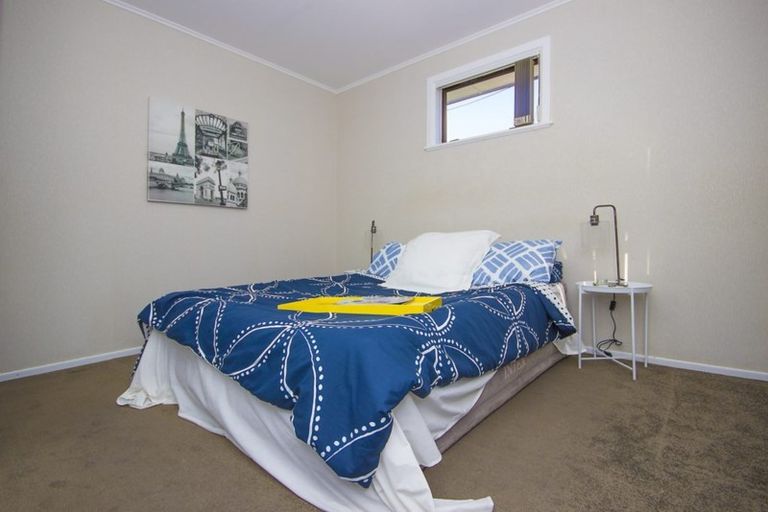 Photo of property in 13 Jenkins Place, Manurewa East, Auckland, 2102