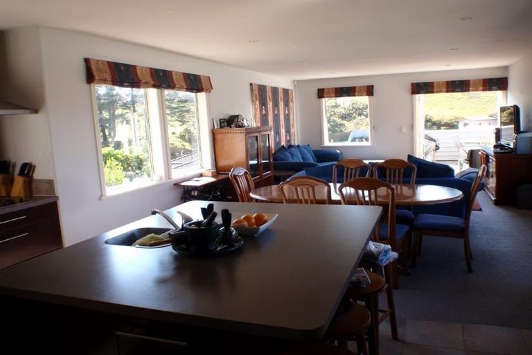 Photo of property in 22 Virginia Street, Henderson, Auckland, 0612