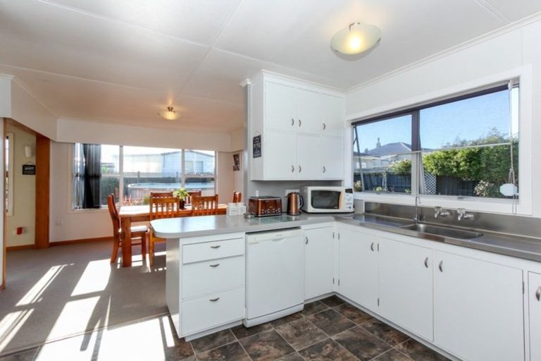 Photo of property in 6 Mouatt Street, Waitara, 4320