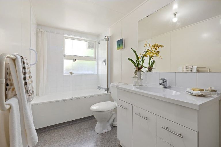 Photo of property in 3/24 Patanga Crescent, Thorndon, Wellington, 6011