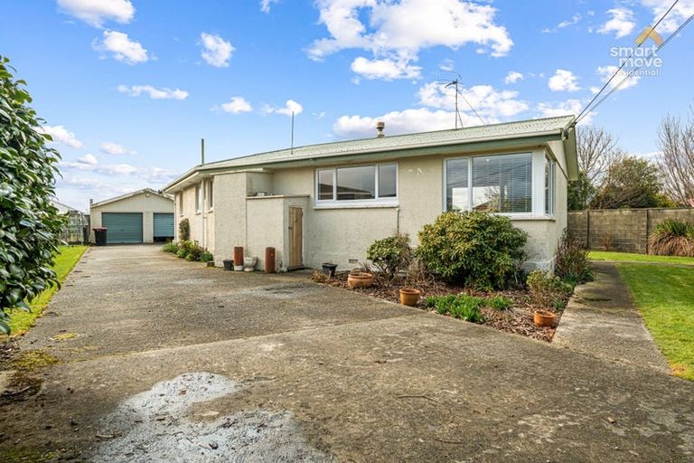 Photo of property in 13 Kirkoswald Street, Wallacetown, 9816