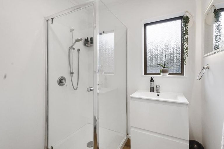 Photo of property in 163a Victoria Street, Cambridge, 3434