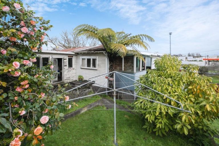 Photo of property in 35 Huia Avenue, Forest Lake, Hamilton, 3200