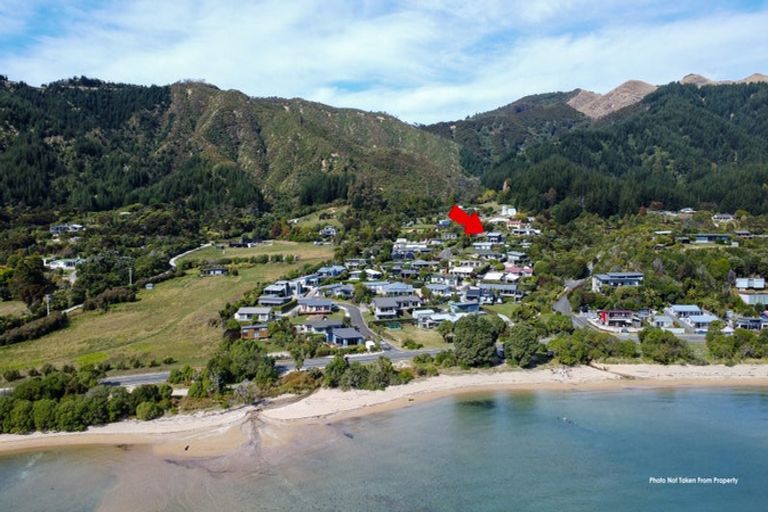Photo of property in 36 Nyhane Drive, Ligar Bay, Takaka, 7183