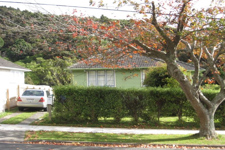 Photo of property in 15 Boyd Grove, Naenae, Lower Hutt, 5011