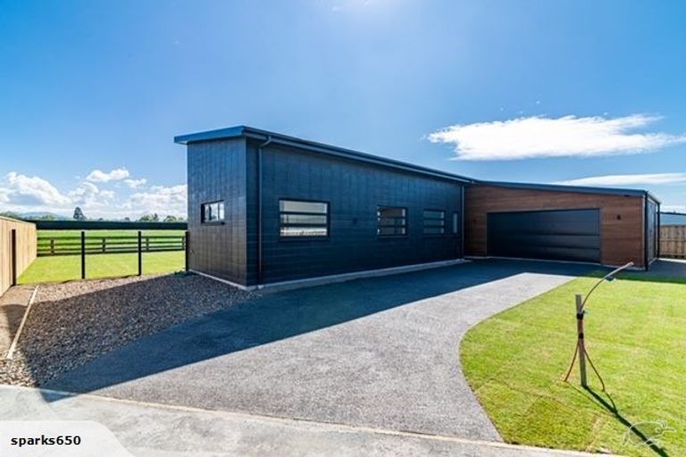 Photo of property in 7 Grey View Grove, Rangiora, 7400