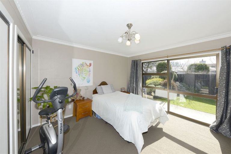 Photo of property in 448c Harewood Road, Harewood, Christchurch, 8051
