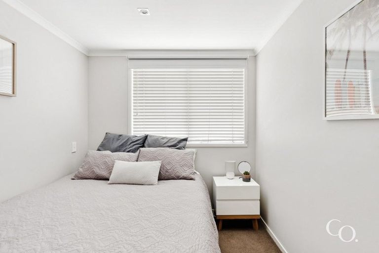 Photo of property in Algarve Apartments, 213/332 Maunganui Road, Mount Maunganui, 3116