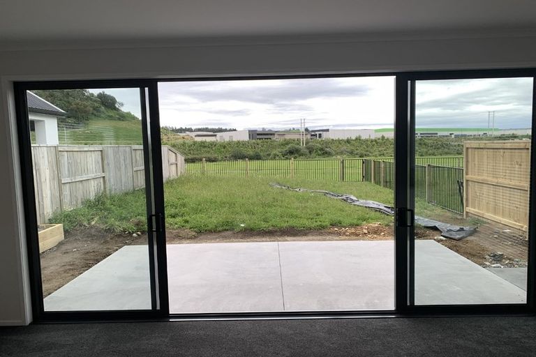 Photo of property in 97a Awataha Crescent, Pyes Pa, Tauranga, 3110