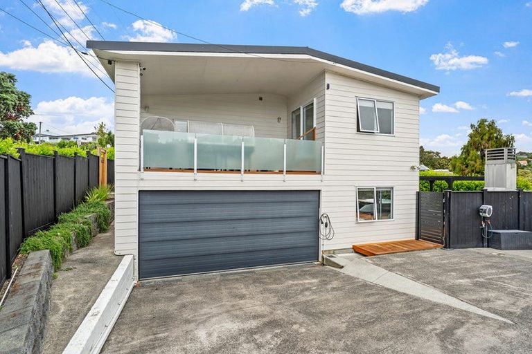 Photo of property in 267 Vipond Road, Stanmore Bay, Whangaparaoa, 0932