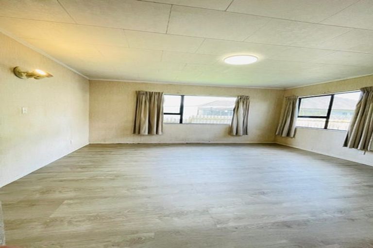 Photo of property in 1/2 Jutland Road, Manurewa, Auckland, 2102